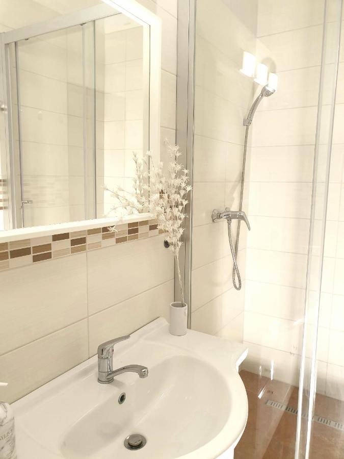 Apartman Central, Self Check In 24 H, Free Parking Banska Bystrica Luaran gambar